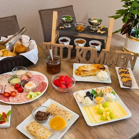 Garni Am Eckernweg Hotel